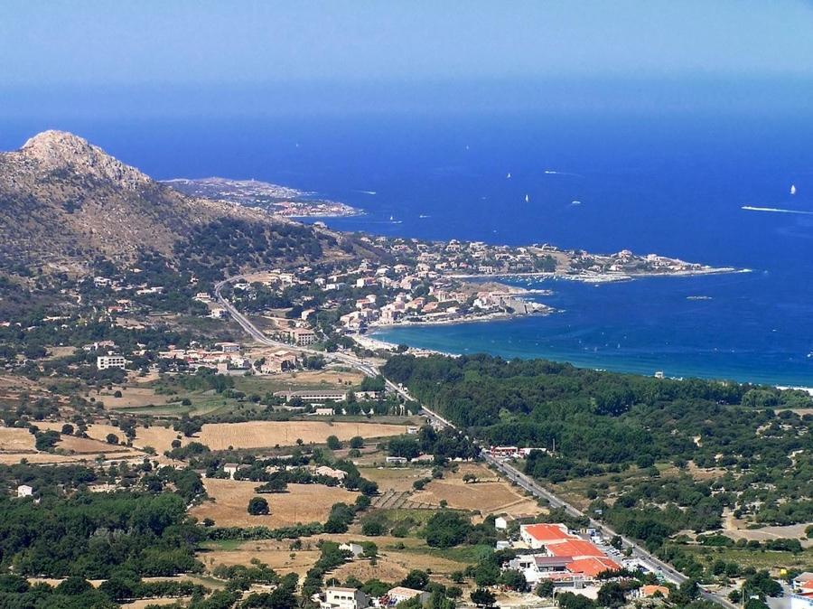 Studio Tout Equipe De 27M2, A 100M De La Mer, Et 500M Des Commerces Algajola  Kültér fotó