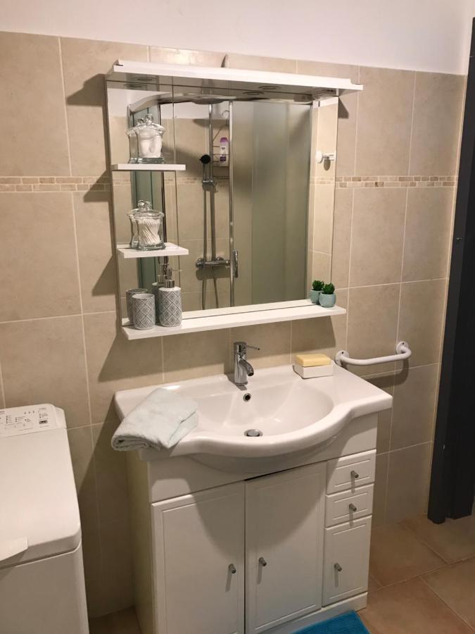 Studio Tout Equipe De 27M2, A 100M De La Mer, Et 500M Des Commerces Algajola  Kültér fotó