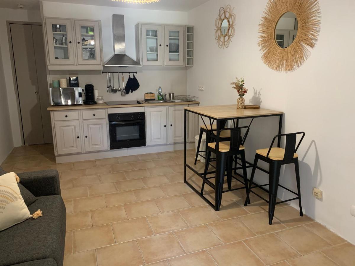 Studio Tout Equipe De 27M2, A 100M De La Mer, Et 500M Des Commerces Algajola  Kültér fotó